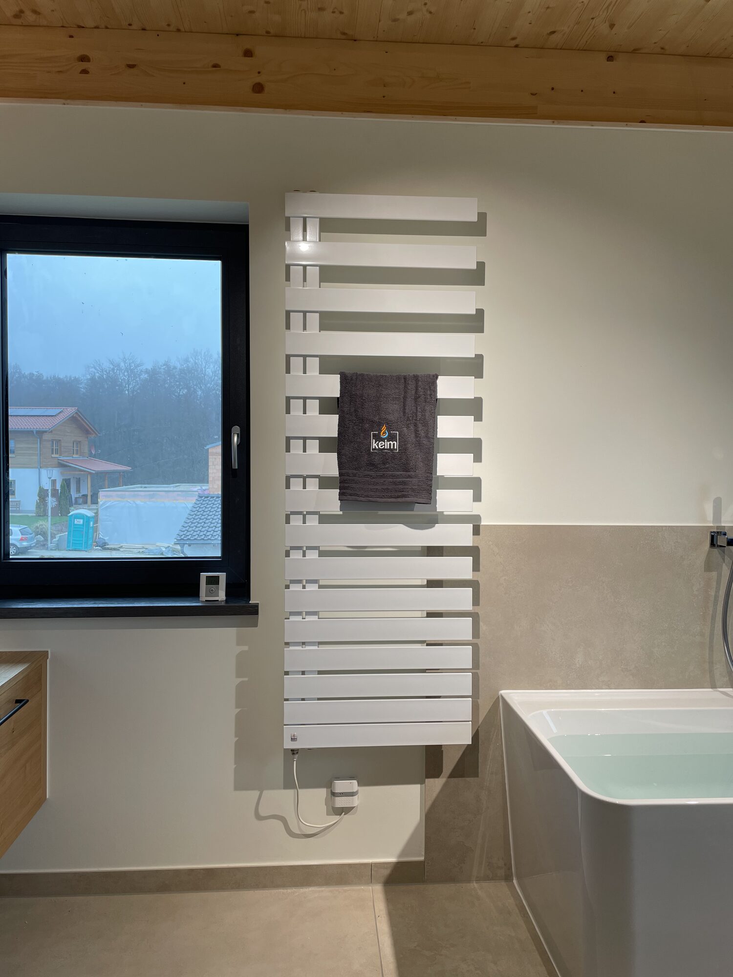 Technikraum mit Pufferspeicher, Hydromodul und Frischwasserstation